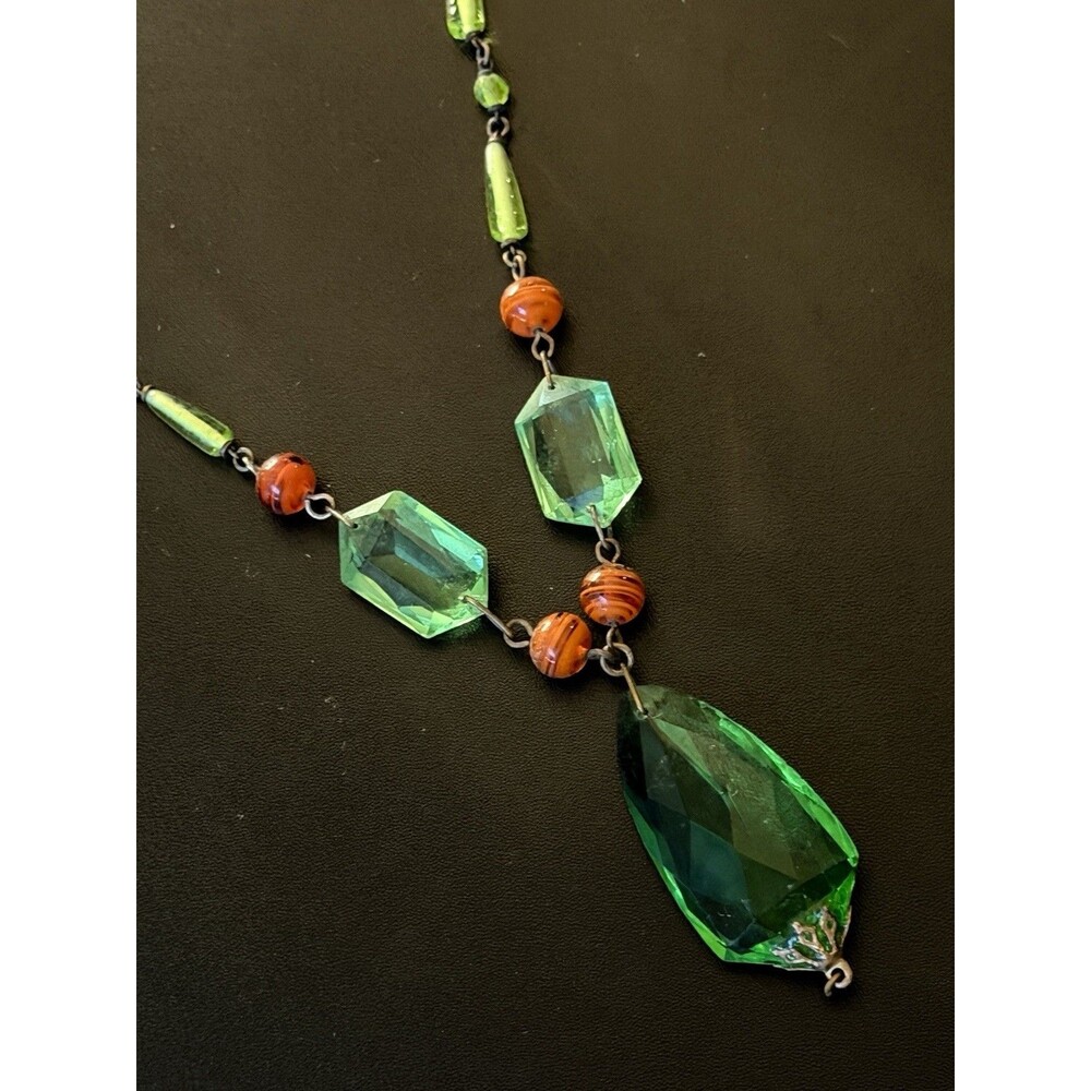 Rare Art Deco Necklace With Uranium Glass – Statement Piece